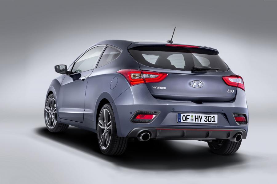  Hyundai i30 3-Door Turbo 2015 года  (фото 2 из 24)